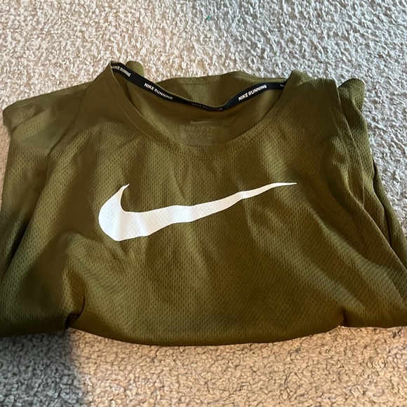 Nike tank top - Picture 3 of 6